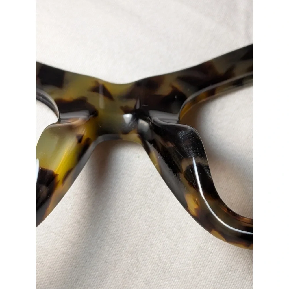 Maui Jim Coco Palms Tortoise Sunglasses MJ720-10L Used Woman's